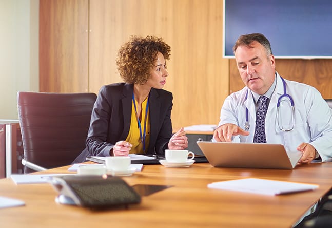 lawyer consulting with medical expert witness